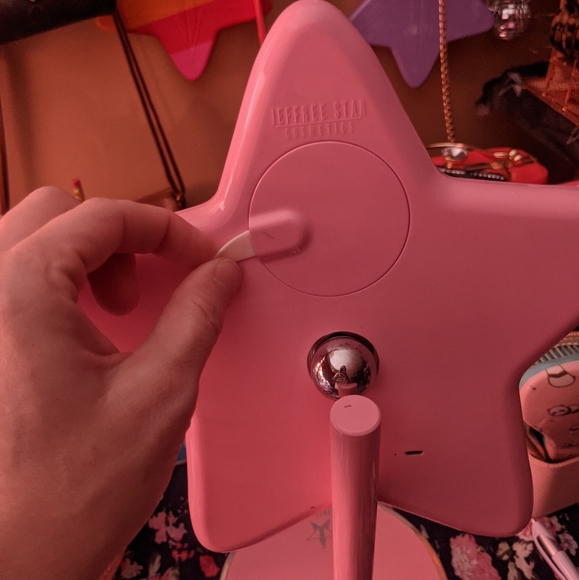 Jeffree Star LED rechargeable makeup mirror - Picture 7 of 10